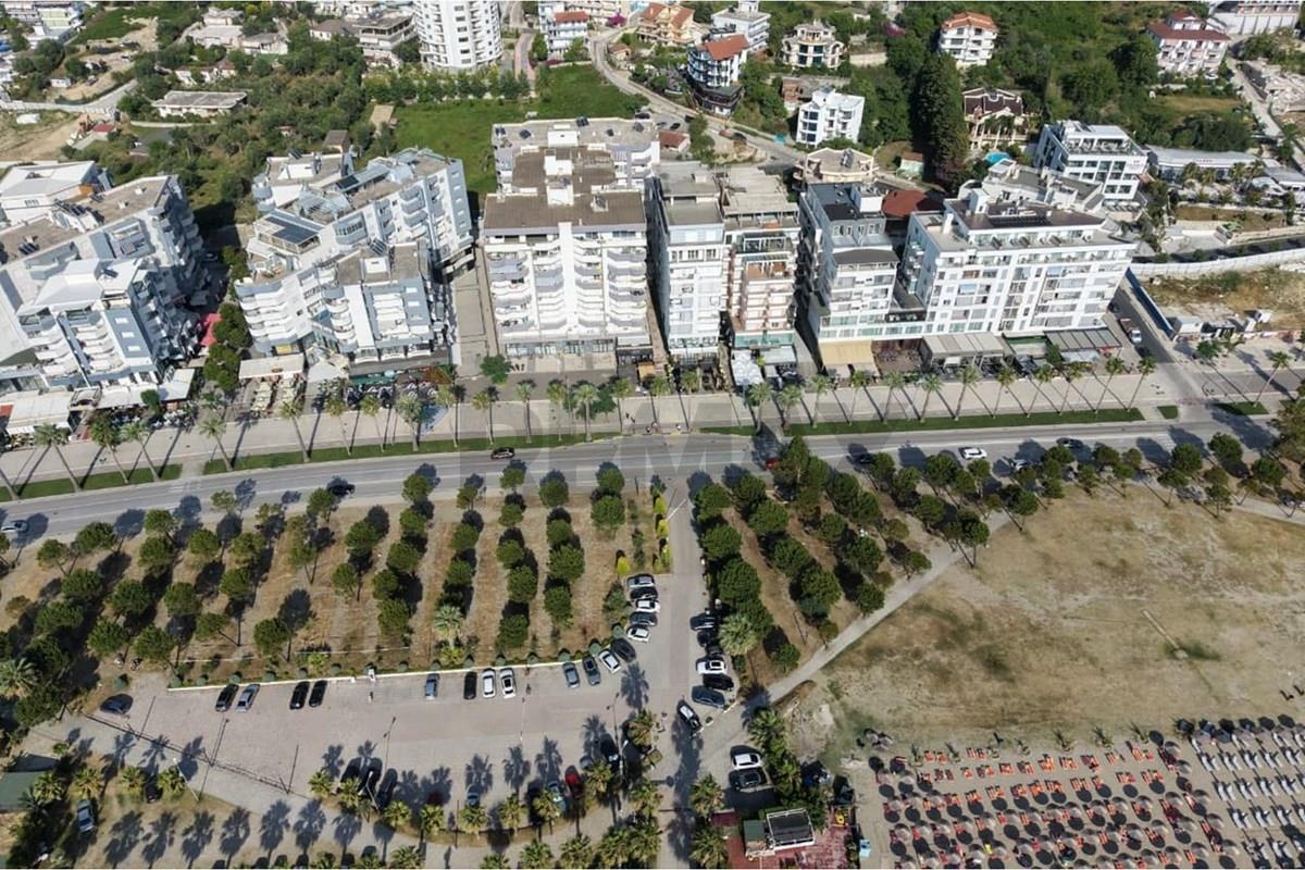 🏢 AMBIENT BIZNESI PËR QIRA – LUNGOMARE, VLORË