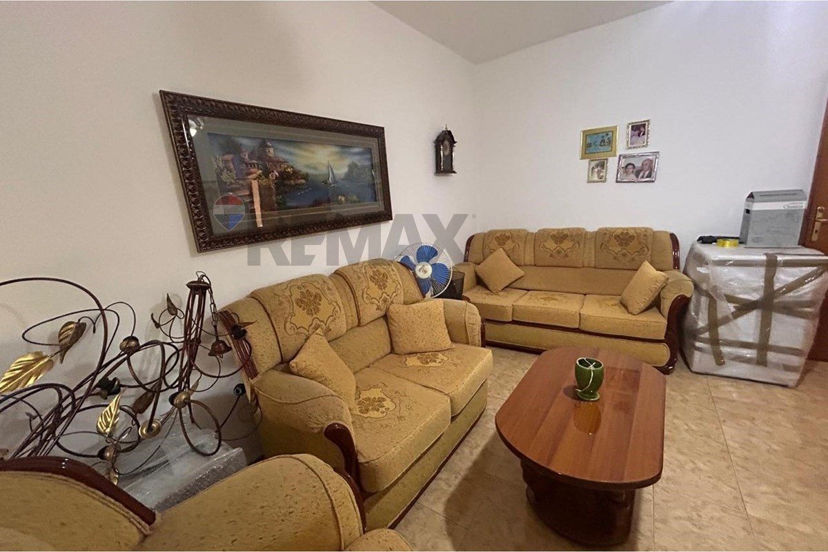 🏡 APARTAMENT 1+1 PËR SHITJE – BULEVARDI "ISMAIL QEMALI", VLORË 3