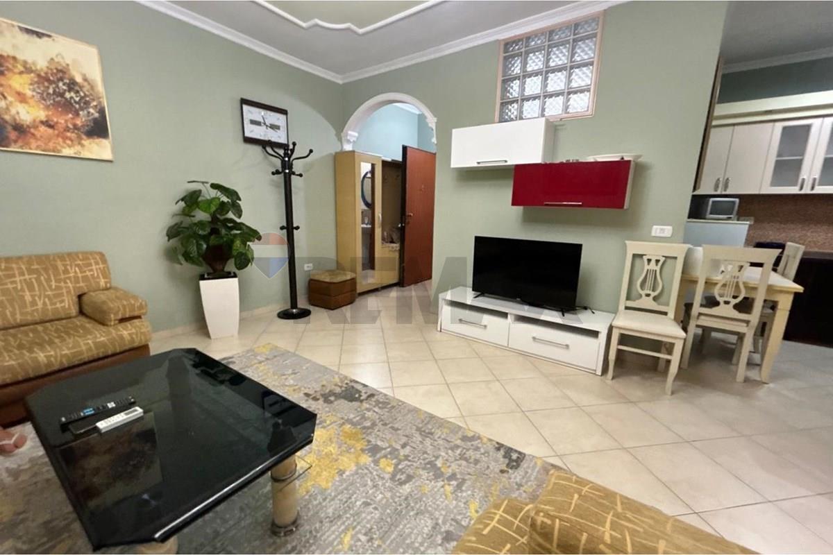 Apartament 1+1 me qera ne Transballkanike 2