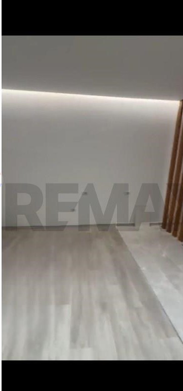 APARTAMENT NË SHITJE – RRUGA GJERGJ ARANITI, VLORË