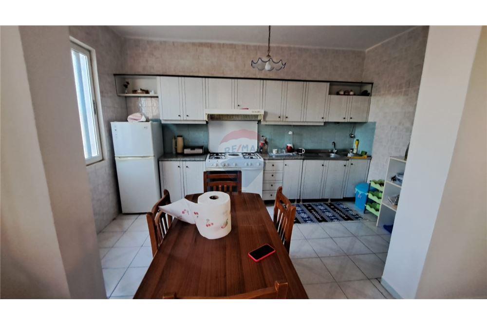 VILË EKSKLUZIVE PËR SHITJE – UJI I FTOHTË, VLORË 3