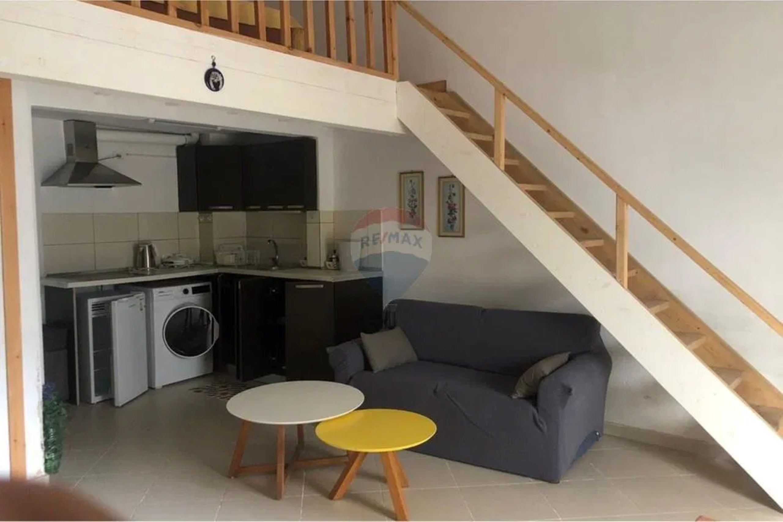 🌊🏢 AMBIENT KOMERCIAL NË SHITJE – LUNGOMARE, VLORË 2