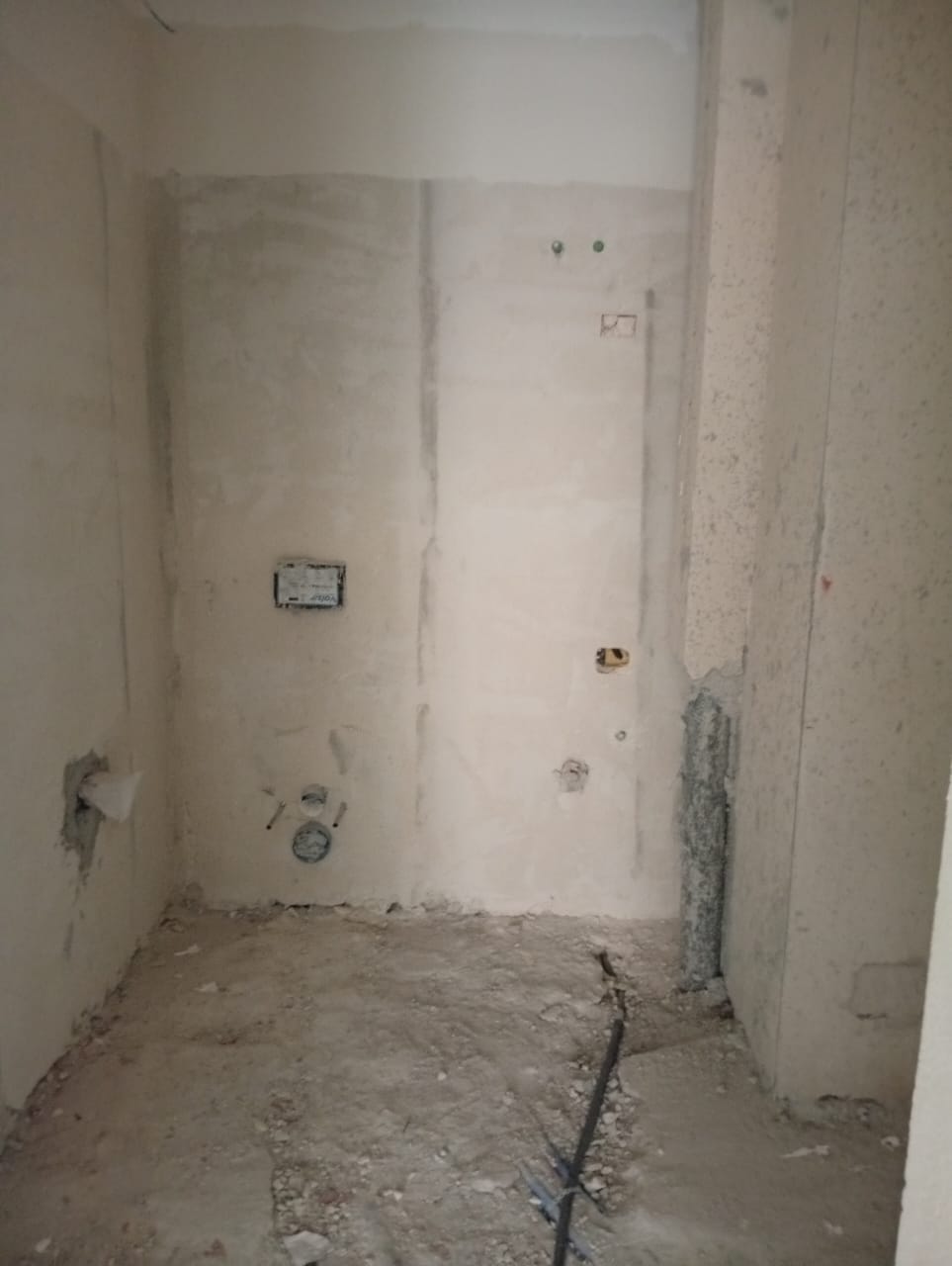 🏡 APARTAMENT 2+1 PËR SHITJE – PRANË GJIMNAZIT ALI DEMI, VLORË ✨ 2