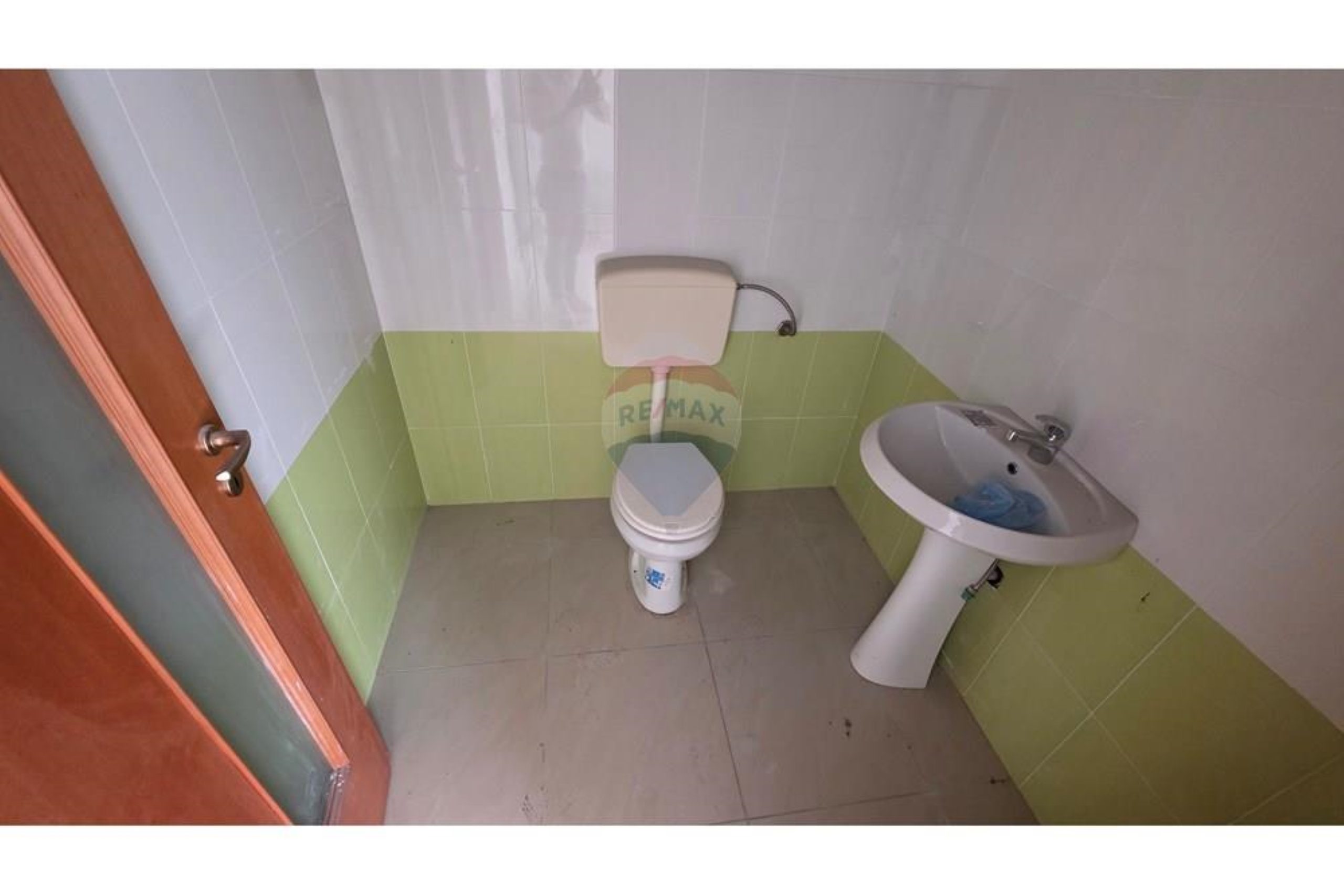 🏢 DYQAN PËR SHITJE – ORIKUM, VLORË | ÇMIM OKAZION 🔑