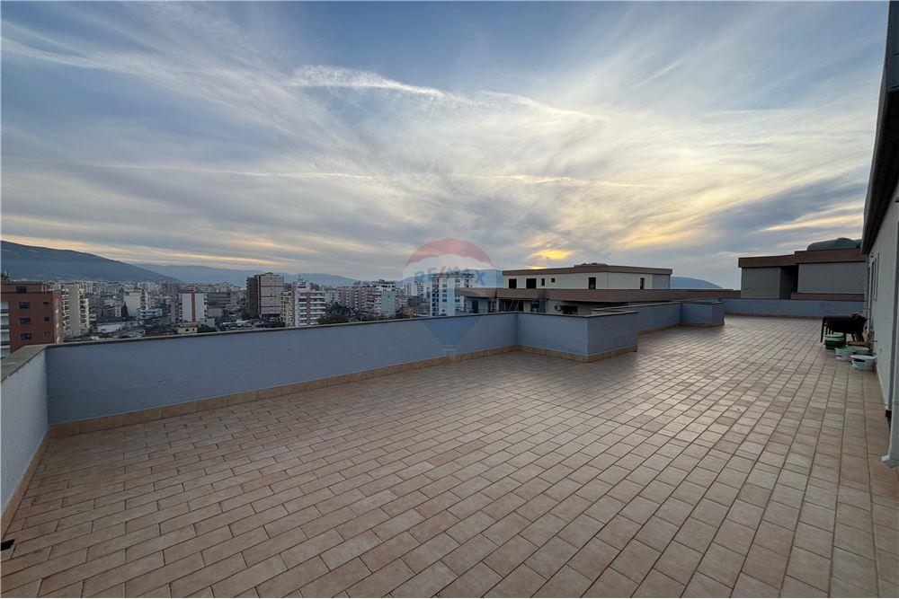 Penthouse per Shitje,Rr Gjergj Kastrioti 2