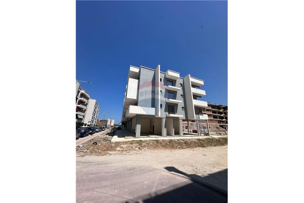 Apartament 1+1 & 2+1ne shitje, ne Orikum 3