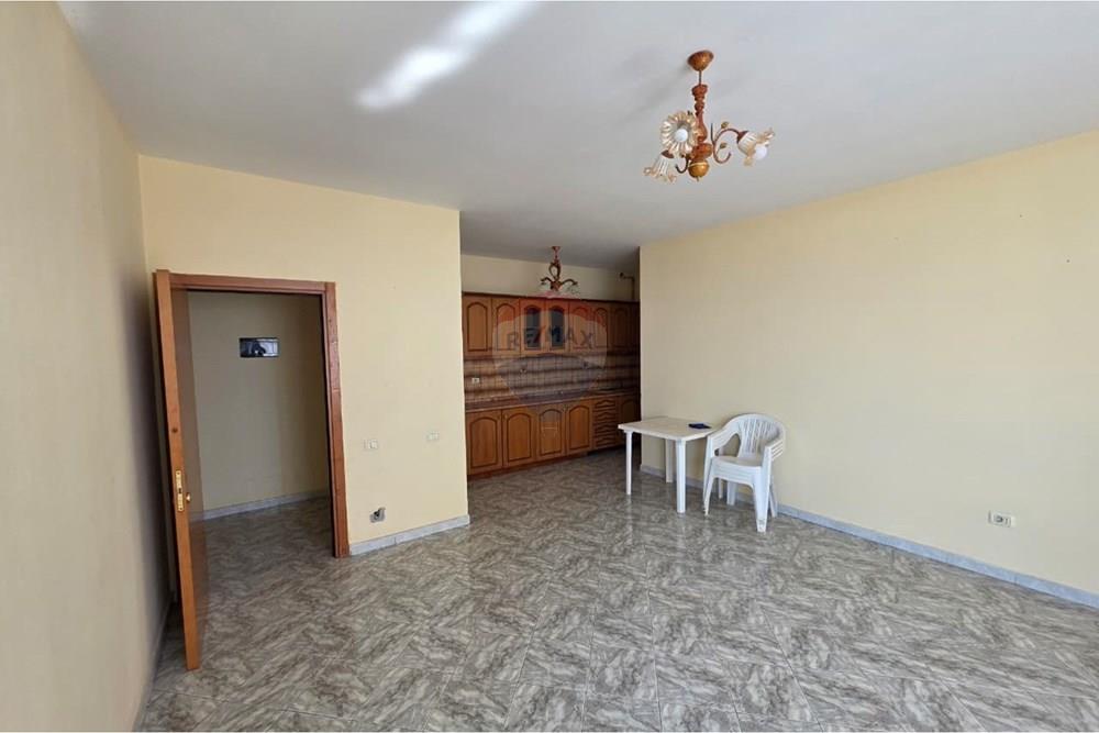 Apartament ne shitje 2+1+2 , lgj Kushtrim 3