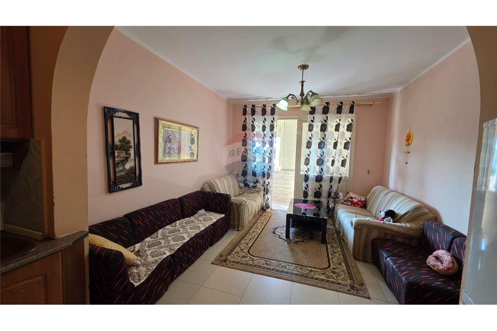Apartament per shitje 2+1
