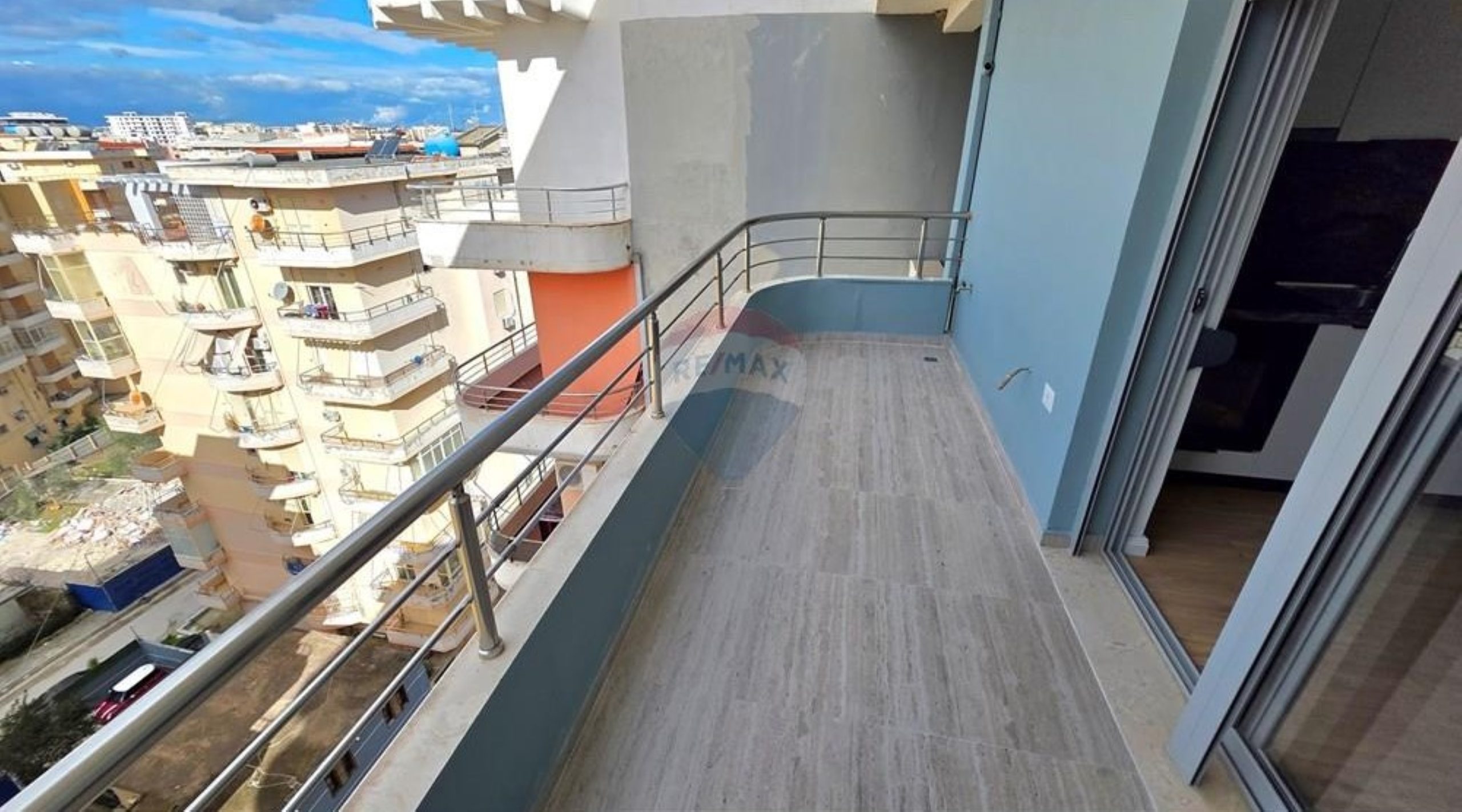 APARTAMENT 2+1+2 PËR SHITJE – LUNGOMARE, VLORË