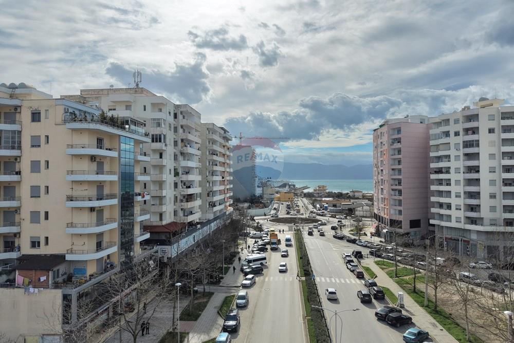 Okazion Dyqan ne shitje ne Transballkanike 3