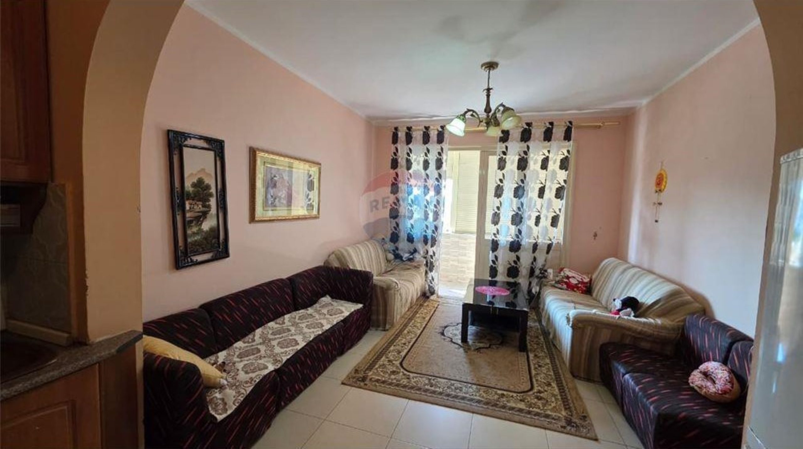 🏡 APARTAMENT 2+1 PËR SHITJE – QENDËR, VLORË ✨ 2