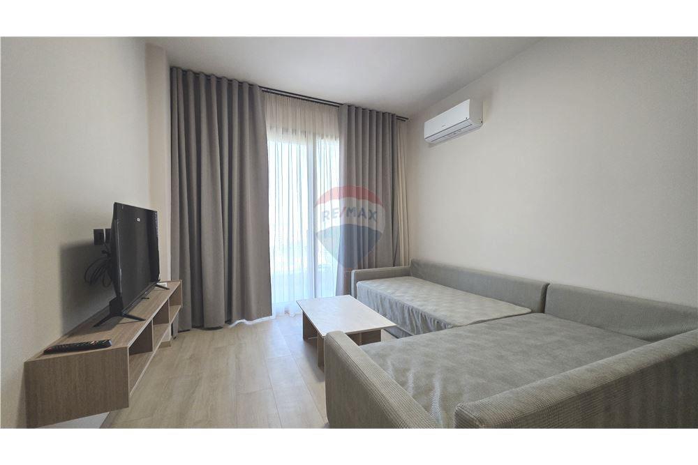 Apartament 1+1 ne shitje ne Lungo Mare,Vlore 2