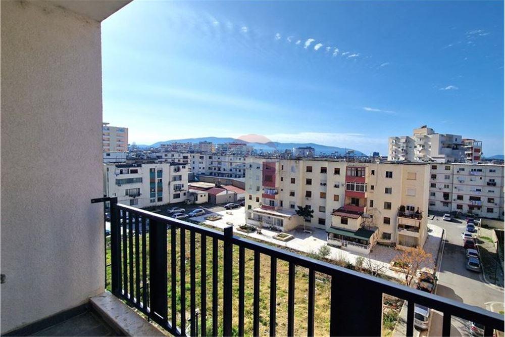 Apartament 1+1 ne shitje ne Vlore. 2