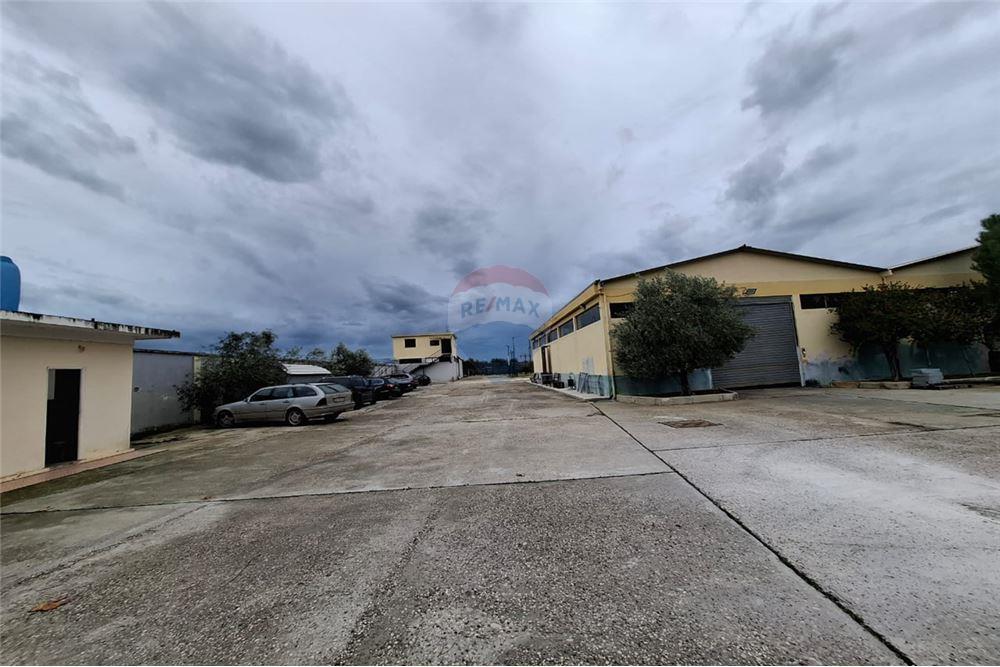 Kapanon & Magazin ne shitje, Novoseles,OKAZION 2