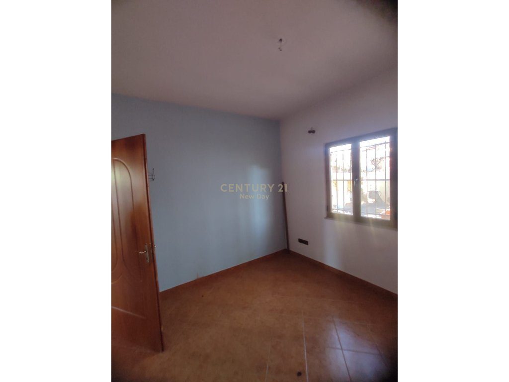 Apartament 3+1 Për Shitje në Shijak - 135000€ | 145000 m²