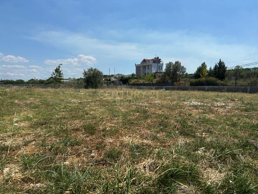 Tokë Shitje prane Vinea Resort Durrës, 270000€ | 4648 m² 3