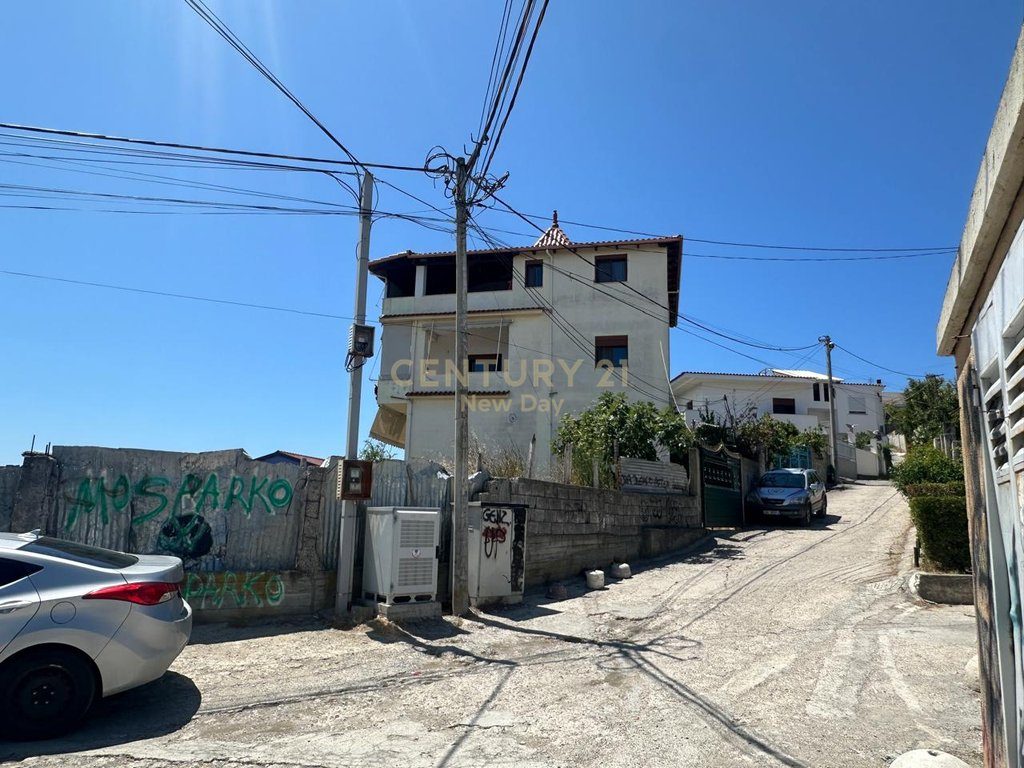 Vilë në shitje te Spitali, Durrës - 250,000€ | 285 m² 4