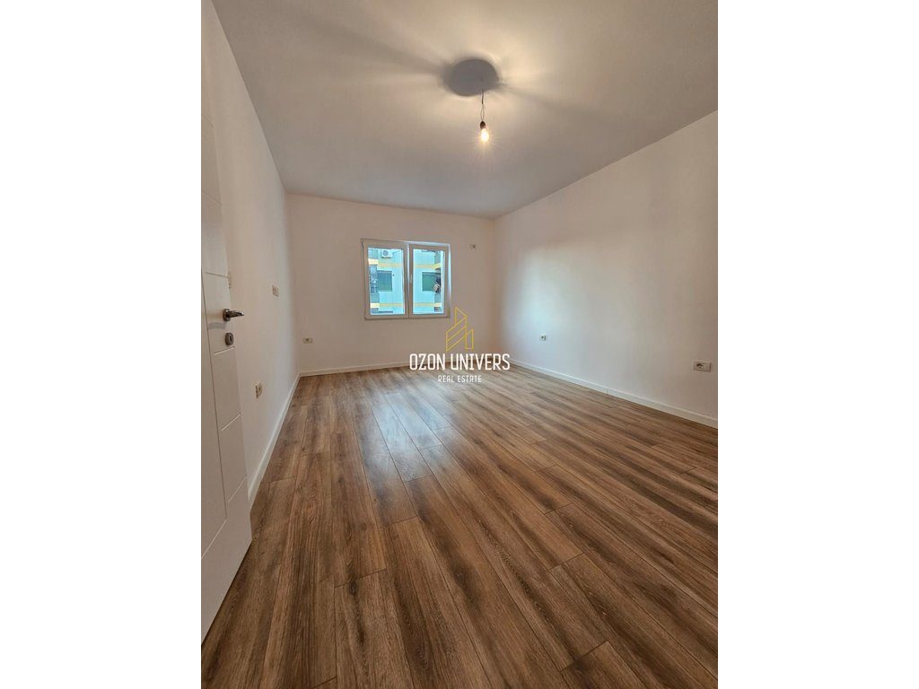 Apartament 1+1 për shitje tek Mozaiku i Tiranës, pranë Zogut të Zi! 3