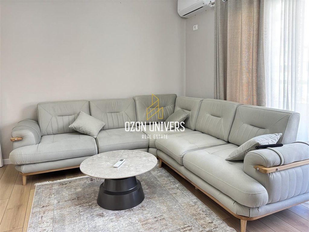 Jepet me qera Apartament 1+1 +2 ballkone pranë Vilës L, Astir! 2