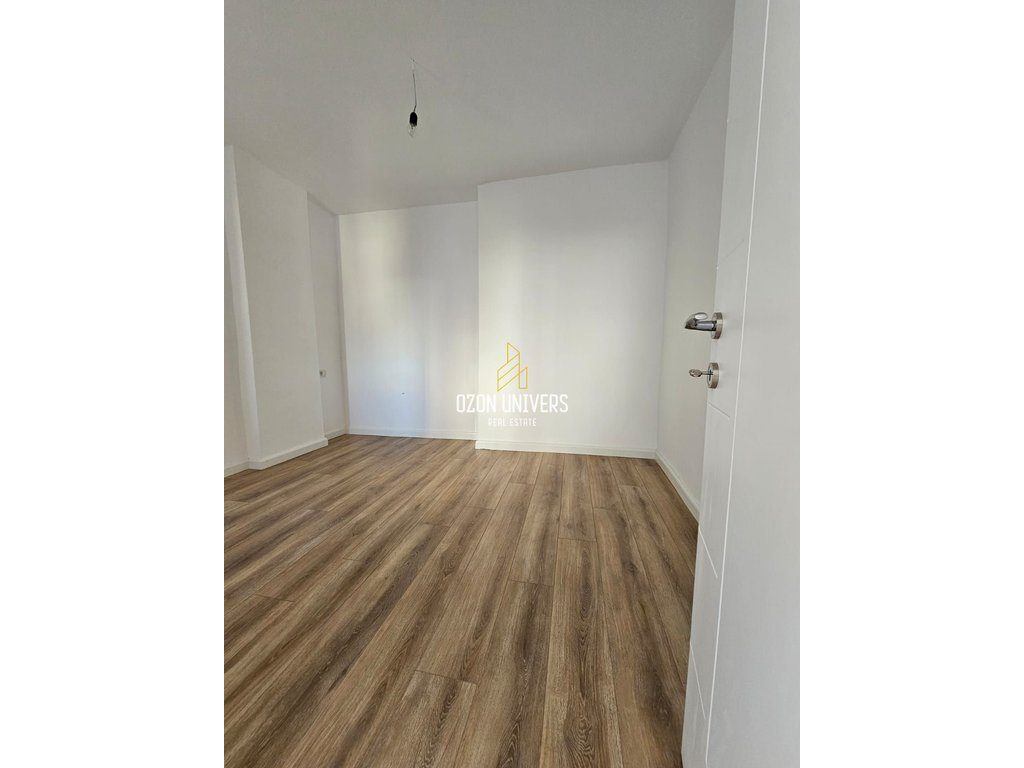 Shitet Apartament 1+1 tek Mozaiku i Tiranës –pranë Zogut të Zi! 3
