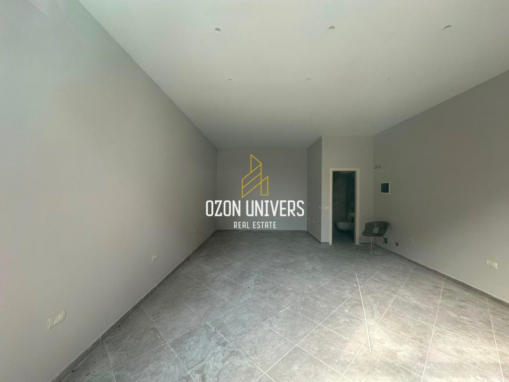 Ambient zyre për qira, Green City Residence !
