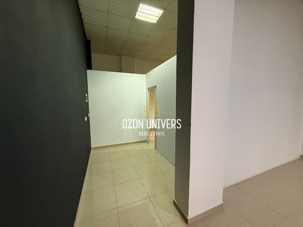 Ambient biznesi për Qira, Prane Globe tek Rruga Kavajës! 3
