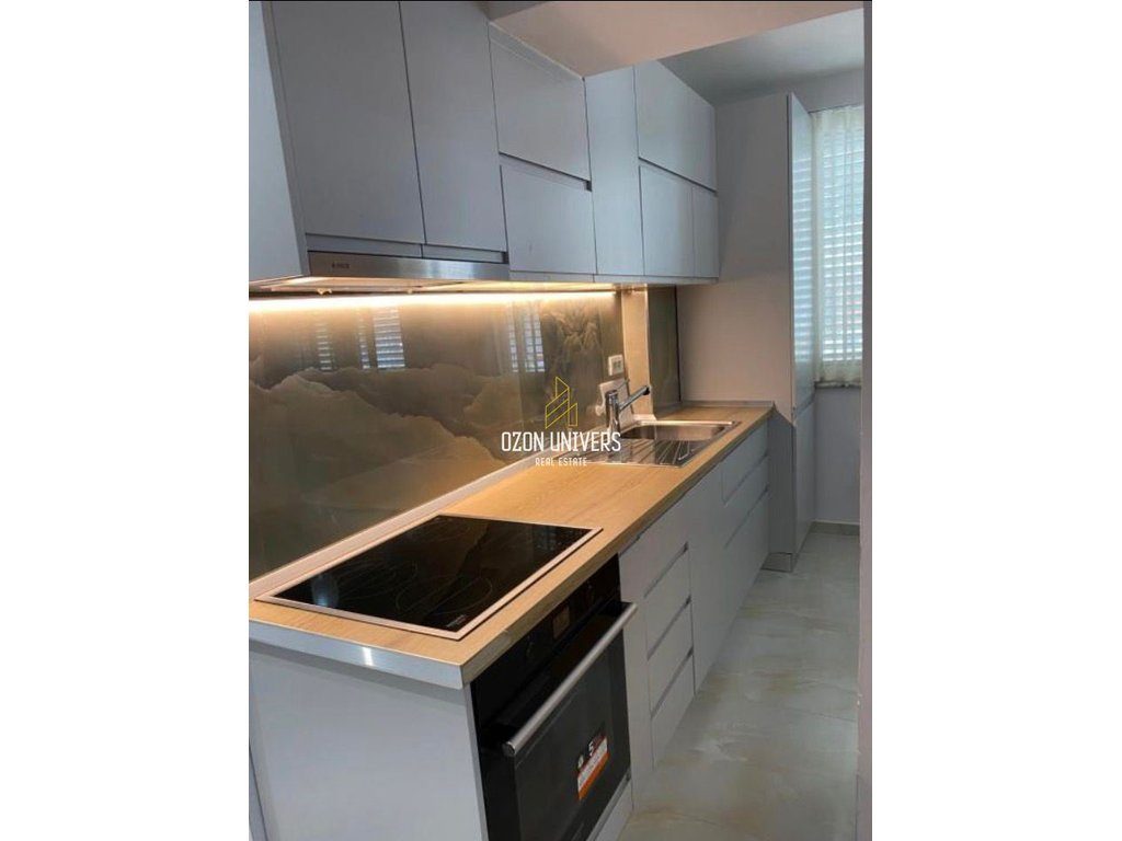 Apartament 1+1 për qira pranë Gardës së Republikës! 3