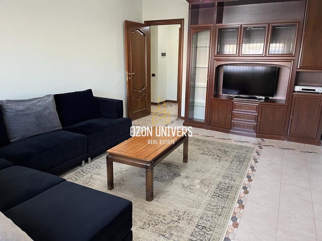 Apartament 3+1 për qira tek Bulevardi Zogu I Parë! 2