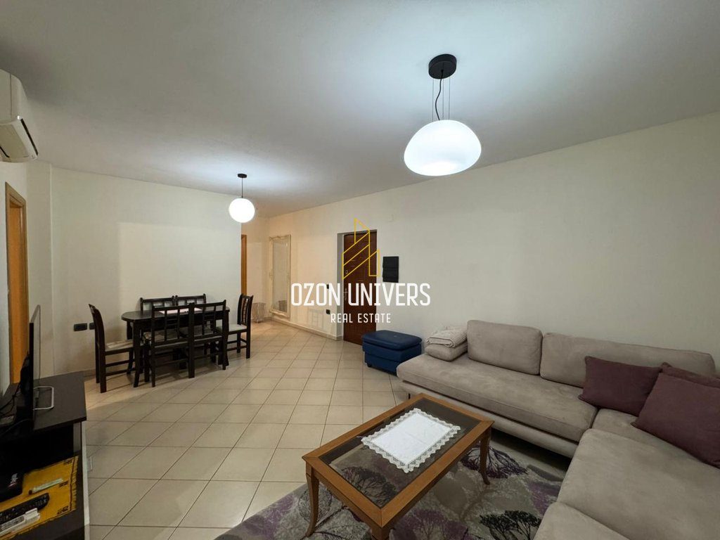 Apartament 2+1 për qira pranë Ambasadës Franceze, Rruga e Durrësit! 3