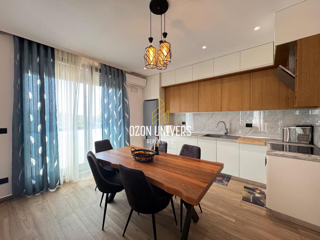 Apartament 2+1+2+Parking për qira në Rezidencë në TEG! 2