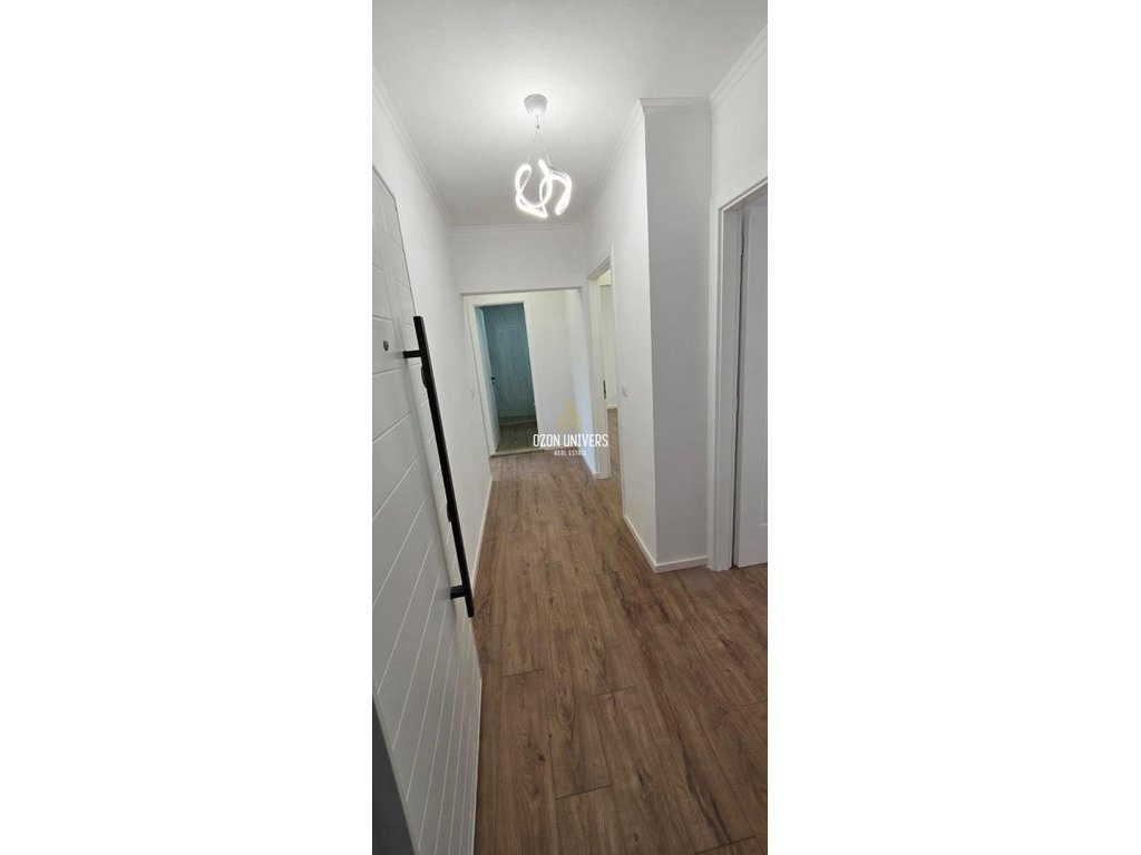 Shitet Apartmanet 2+1 tek Rruga e Kavajes 2