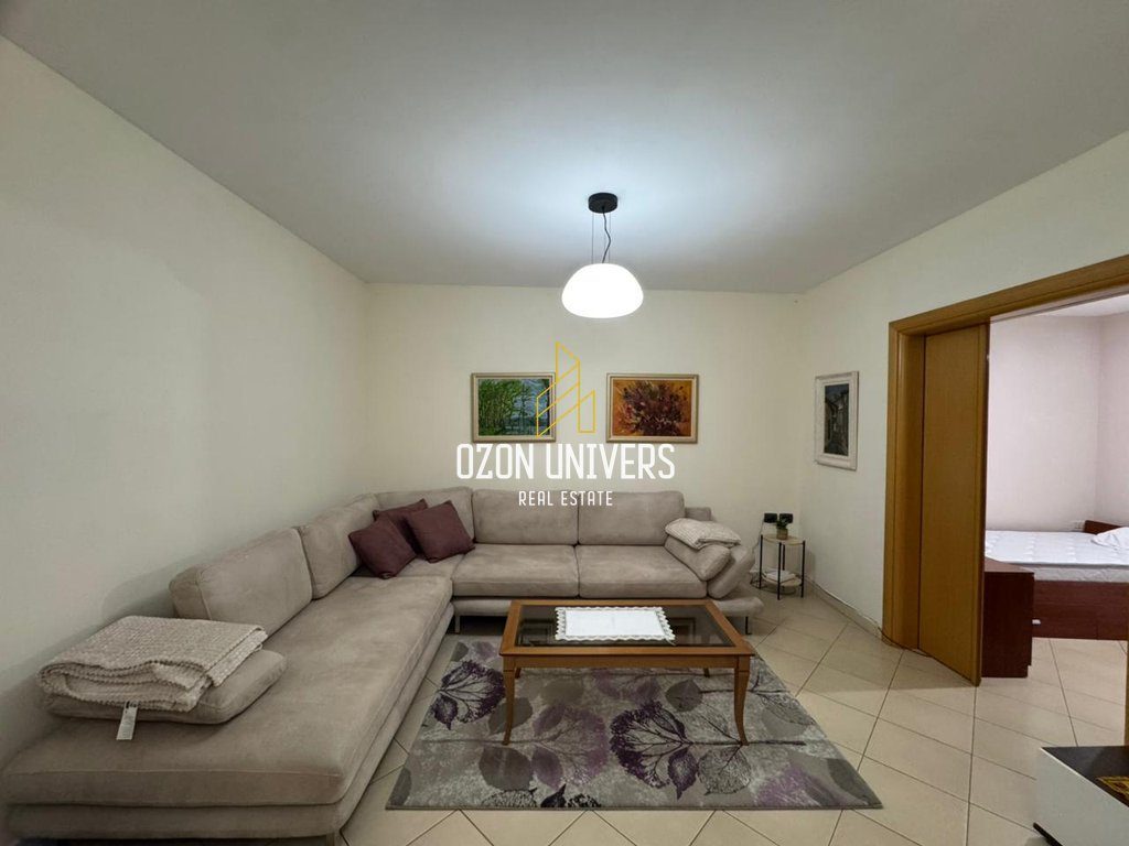 Apartament 2+1 për qira pranë Ambasadës Franceze, Rruga e Durrësit!