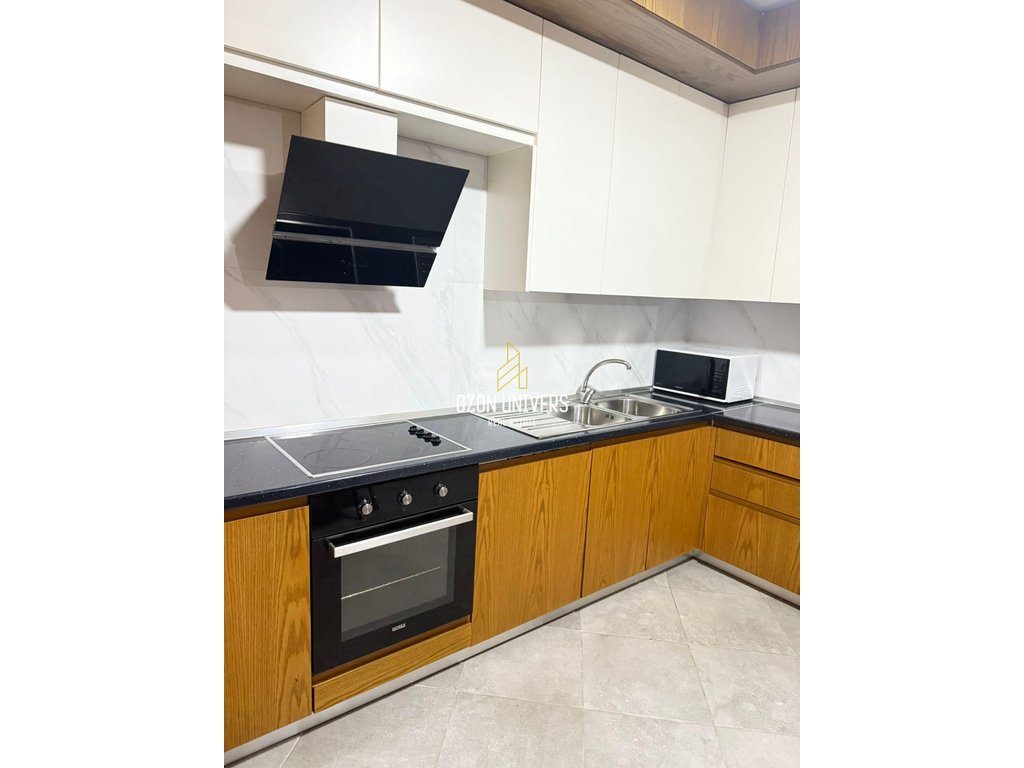 Apartament 1+1 Për Qira Tek Green City, Astir 4