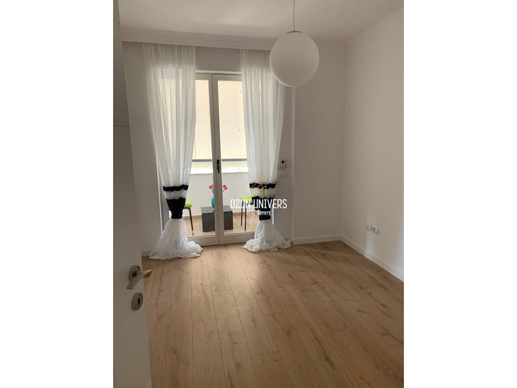 Apartament 2+1 për Qira, tek Rruga e Kosovarëve 4