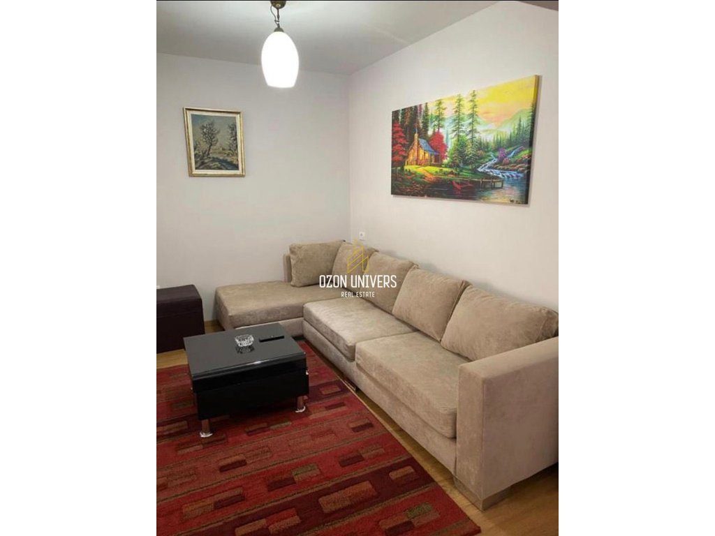 Apartament 1+1 për qira pranë Gardës së Republikës!