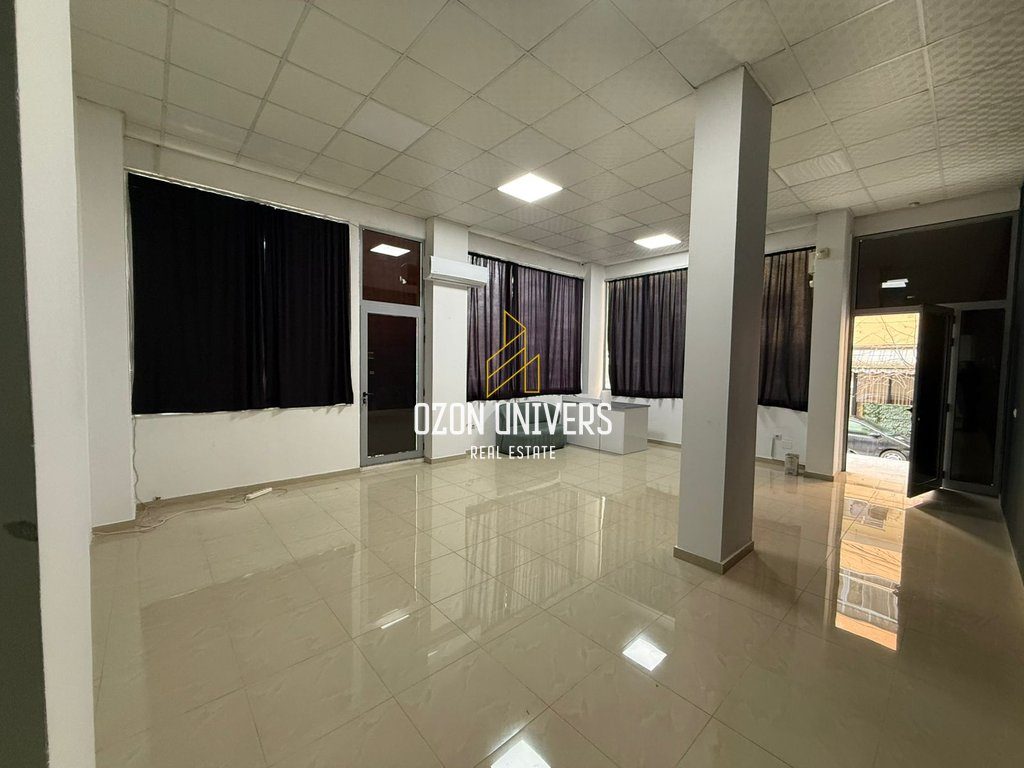 Ambient biznesi për Qira, Prane Globe tek Rruga Kavajës! 2