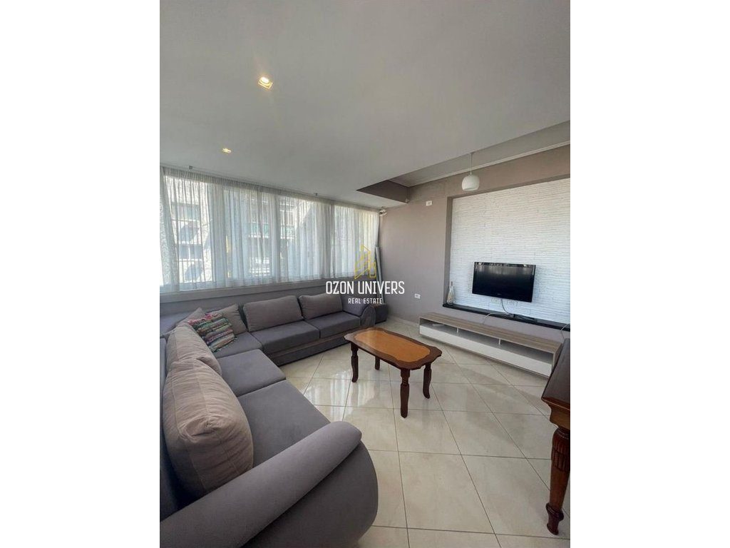 Apartament 2+1+Parking për shitje tek Rruga Ndre Mjeda, Ish Parku!