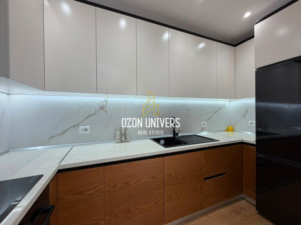 Apartament 2+1+Parking për qira tek Akses Tirana, ish Dogana! 4