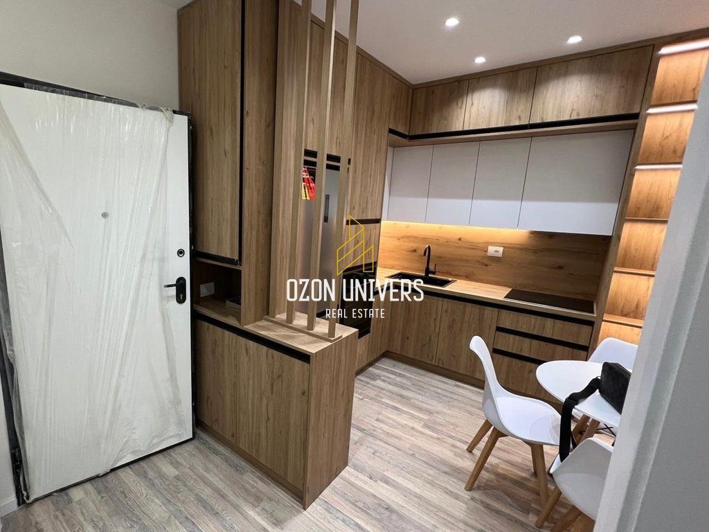 Apartament 1+1 me qira, tek Rruga “5 Maji” 3