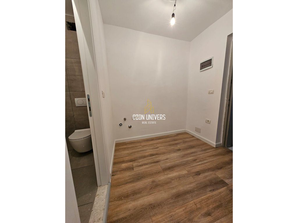 Apartament 1+1 për shitje tek Mozaiku i Tiranës, pranë Zogut të Zi! 4