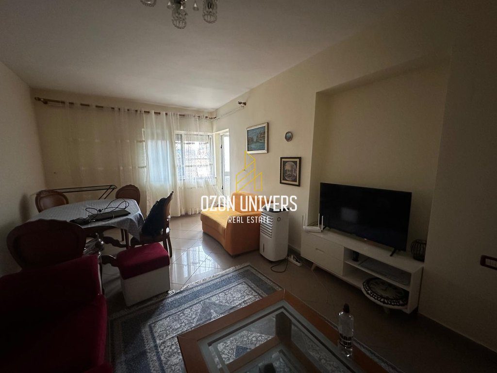 Apartament 1+1 për qira në Myslym Shyr! 3