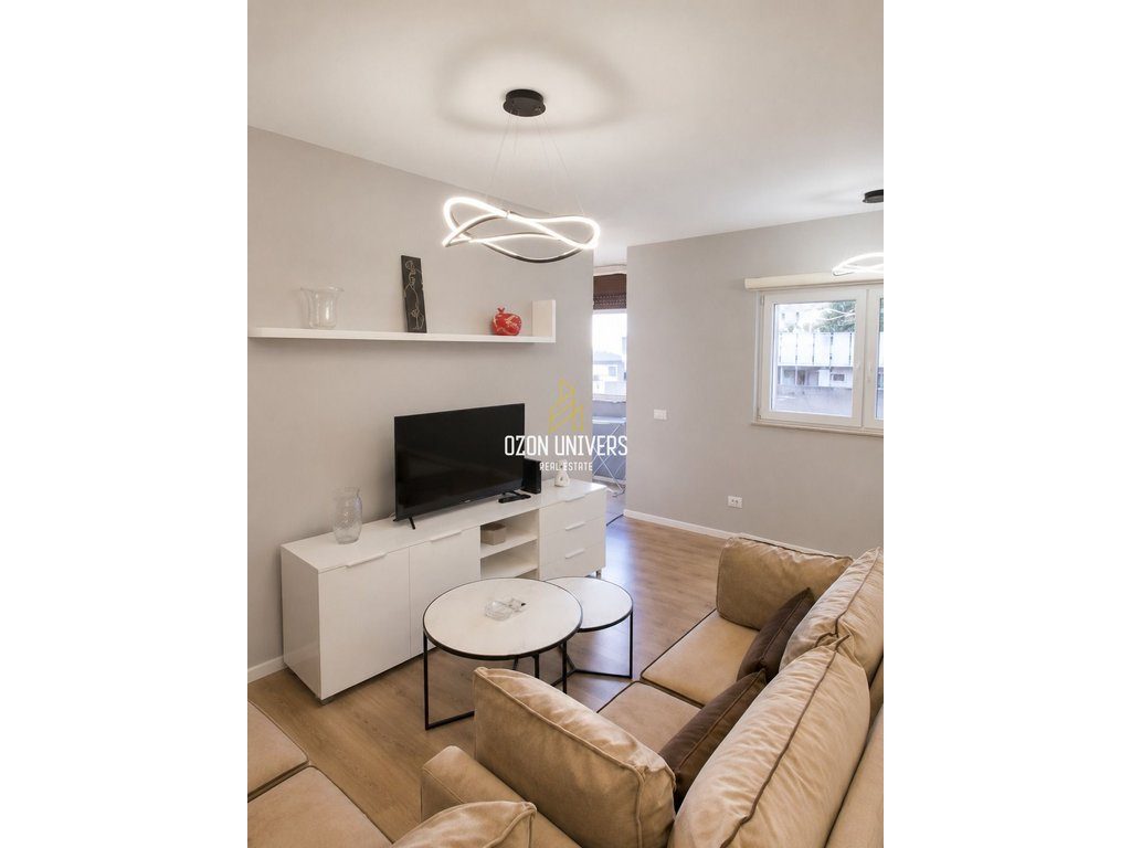Apartament 1+1 për shitje tek Komuna e Parisit! 2