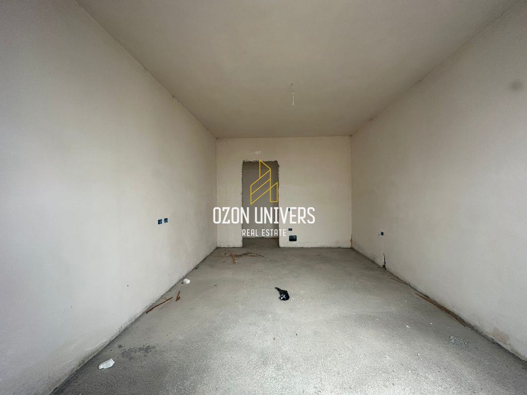 OKAZION! Apartament 3+1+Verandë për shitje tek Lakeside Residence, Liqeni i Farkës! 2