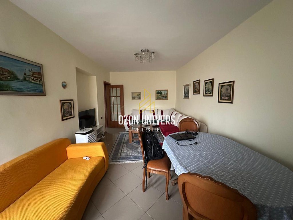 Apartament 1+1 për qira në Myslym Shyr! 2