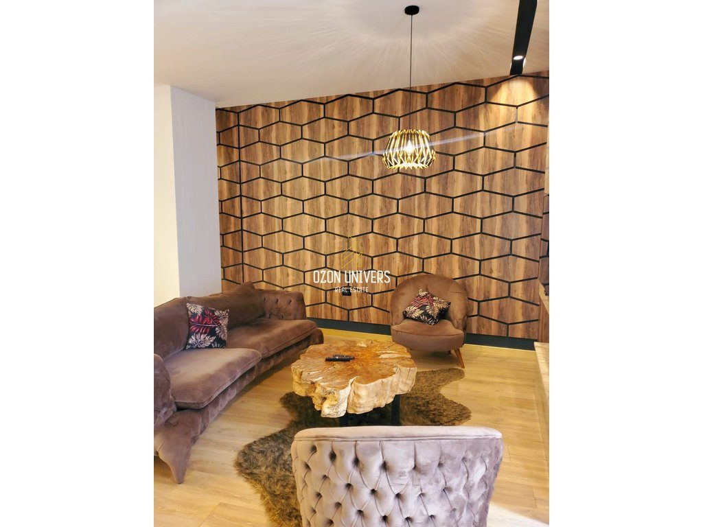 Apartament 2+1+2 për qira, tek Rruga e Elbasanit!