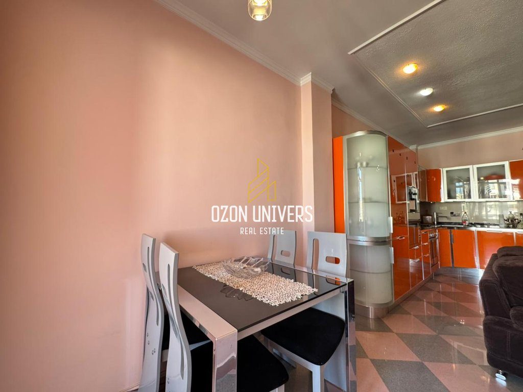 Apartament 2+1 për qira në Bllok! 4