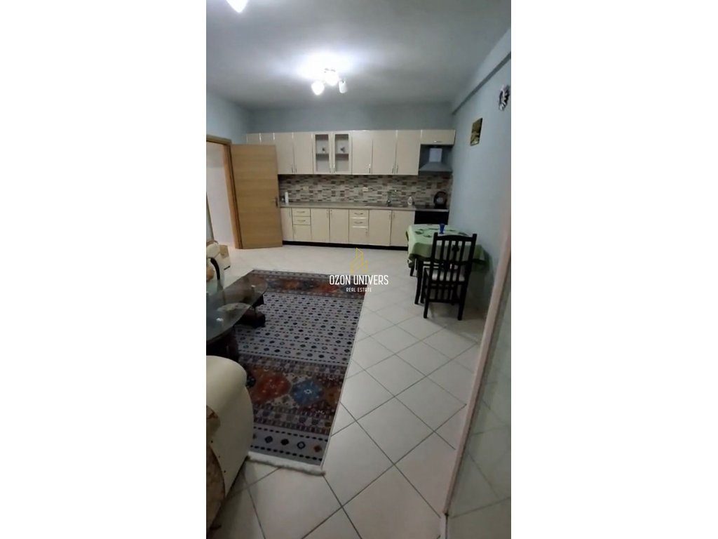 Apartament 2+1+2 për qira pranë Vilës L, Astir! 2
