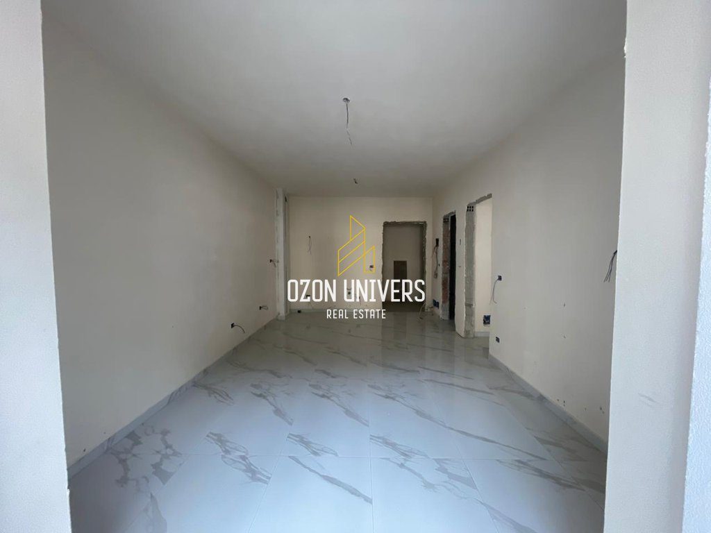 Apartament 1+1 për shitje tek Mali i Robit, Golem! 3