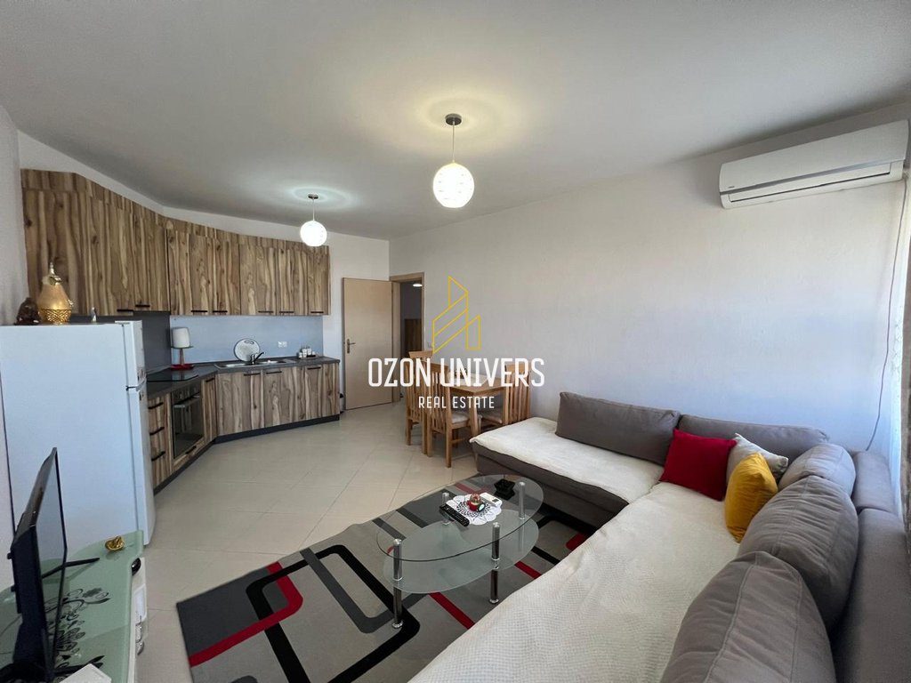 Apartament 1+1 për qira, në Yzberisht!