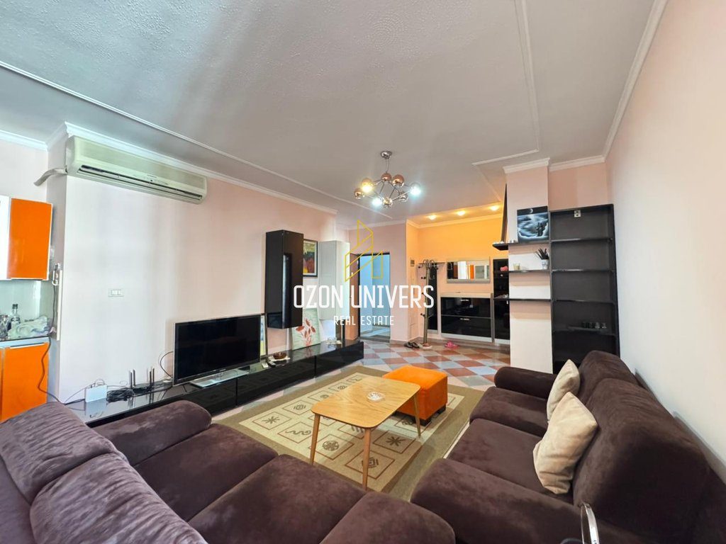 Apartament 2+1 për qira në Bllok! 2